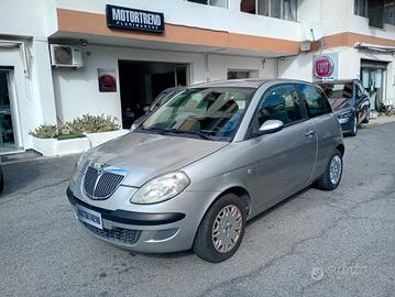 Lancia Ypsilon 1.2 Oro