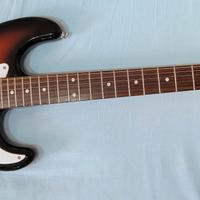 squier Stratocaster  e  amplificatore Fender