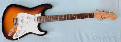 squier Stratocaster  e  amplificatore Fender