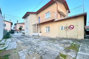 CASA INDIPENDENTE A MARANO LAGUNARE