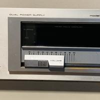 Akai AM-U02 STEREO INTEGRATED AMPLIFIER