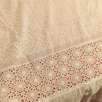 Copriletto in pizzo San Gallo