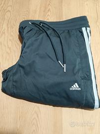 pantaloni adidas