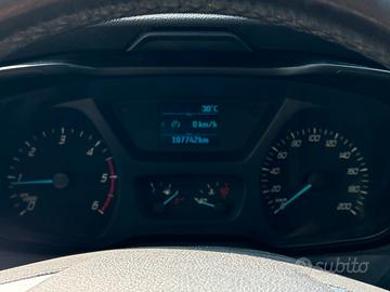 Ford transit 2017