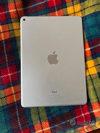 IPAD AIR 2 bloccato, riuso per pezzi di ricambio