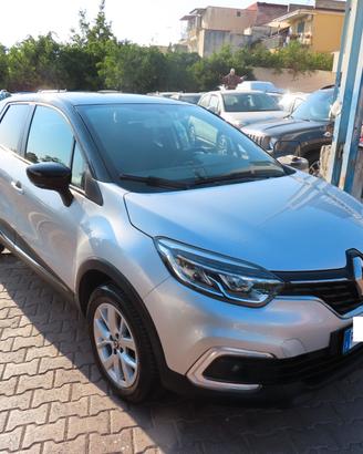 Renault Captur dCi 8V 90 CV 2019 SOLO 120.000 KM
