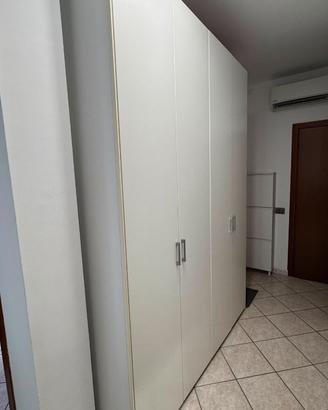 Armadio moderno 4 ante 185x260x45