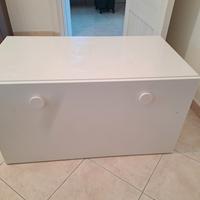 IKEA SMASTAD
Panca con contenitore 