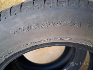 Pneumatici Bridgestone usati 215/60 r17 96h