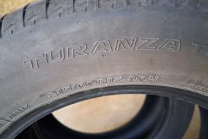 Pneumatici Bridgestone usati 215/60 r17 96h