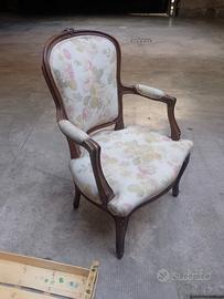 poltrona in legno Luigi XVI