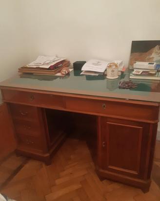 scrivania primi 900 