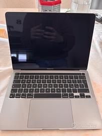 MacBook Pro 13” M1