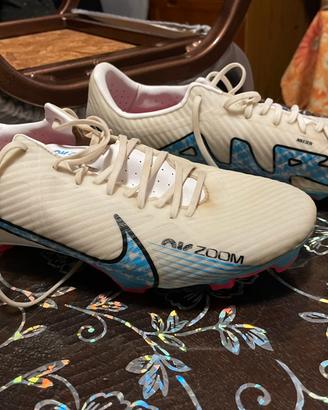 Scarpini da calcio nike 44