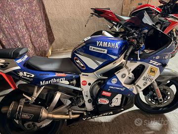 Yamaha r6 anno 2002