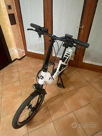 Bicicletta elettrica lombardo amalfi agevole