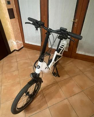 Bicicletta elettrica lombardo amalfi agevole