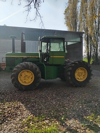 John Deere 8630