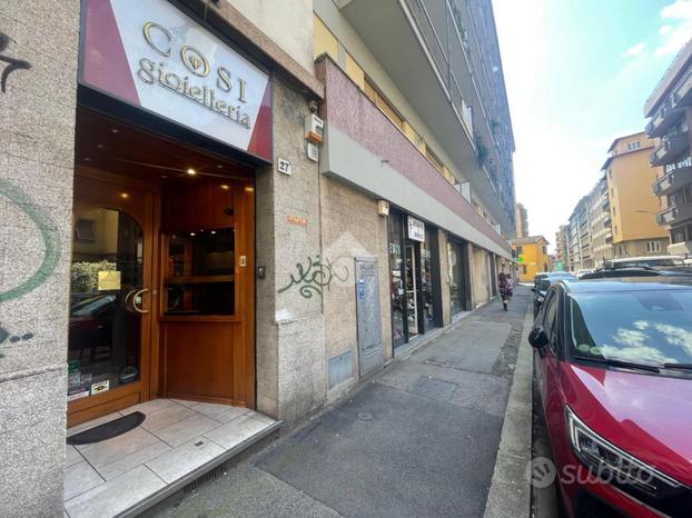 NEGOZIO A FIRENZE
