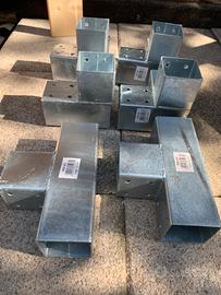 Staffe per pali 70x70 nuove