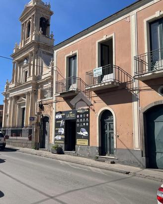 CASA SEMINDIPENDENTE A GIARRE