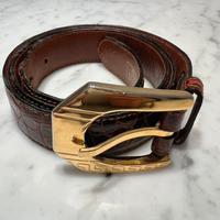 Cinta Gianni Versace