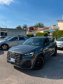 Audi Q2 40 TFSI quattro S tronic Identity Black