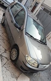 Fiat punto 188 2005 1.2 benzina 8 valvole