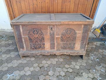 Antica cassapanca tirolese 125cm