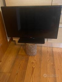 TV LG 32” LCD Perfettamente Funzionante