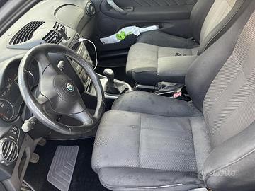 Alfa 147 1.6 16v