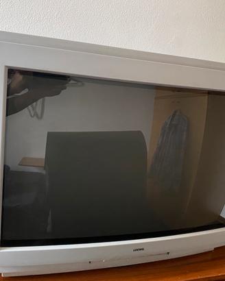 LOEWE PLANUS tv color 27”