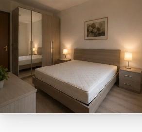 Stanza singola-Firenze Statuto-con balcone