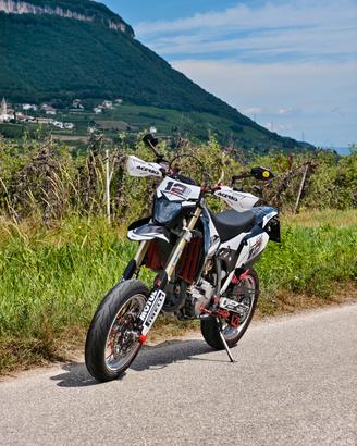 Suzuki DRZ-400 SM (A2) 