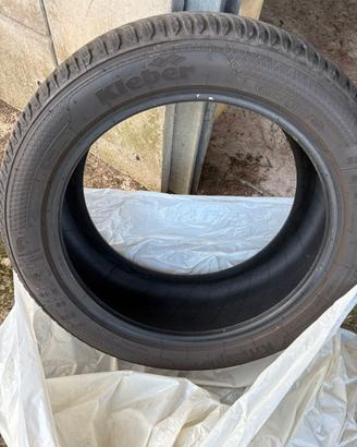 Gomme invernali per auto, marca Kleber, 225 50 R18