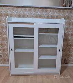 mobile vetrina bianco Hauga di Ikea