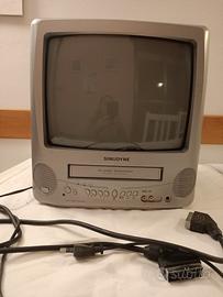 Televisione con lettore vhs incorporato e VHS