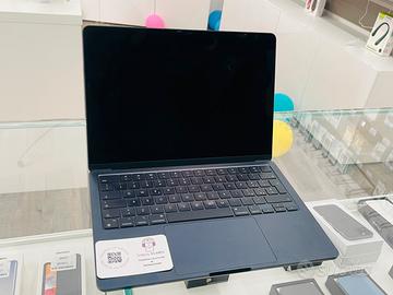 MacBook Air 13 2022 8GB RAM 1TB SSD CON GARANZIA