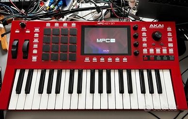 AKAI MPC Key 37 +Scatola +12 Bundle Software