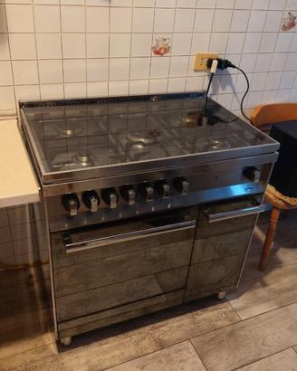 Cucina a gas 5 fuochi marca Lofra
