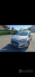 FORD FIESTA  1. 2 5 PORTE TITANIUM
