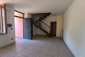 Casa indipendente di 110 m² con 4 locali e box aut