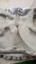 Vestitino fatto a ferri per bimba