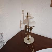 Vecchia lampada a gas convertita