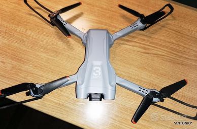 DRONE + BATTERIE E ACCESSORI VARI