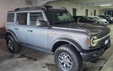 Ford Bronco Badlands Grigio 2026 solo 2000 km