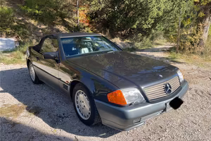 Mercedes SL500 V8 R129 del 1991 targa oro ASI
