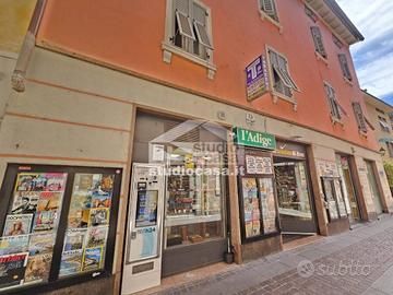 Attività / Licenza di 40 m² a Rovereto