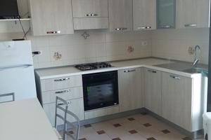 Ampio trilocale a due passi dal mare