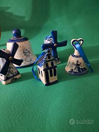 Set di 5 soprammobili blu e bianchi